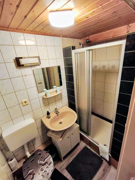 Einzelbett Zimmer 2 Bad